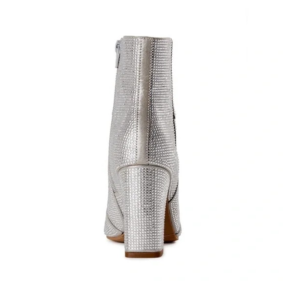 🆕 Madden Rhinestone Pointed Toe Booties with Cushioned Insole Size 8